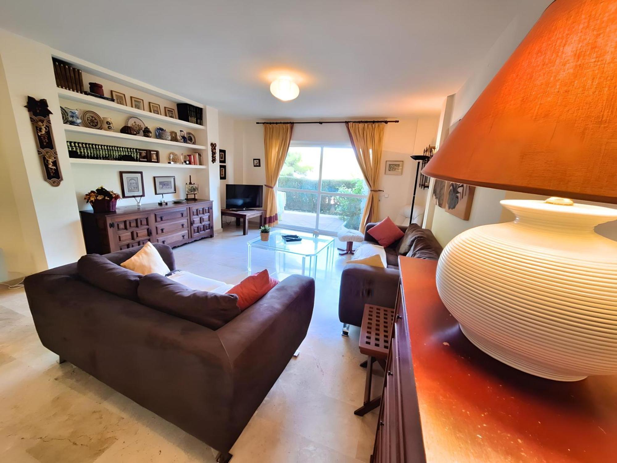 Gorgeous 2br Apt. W/ Mountain View Puerto Banus Rumah liburan *