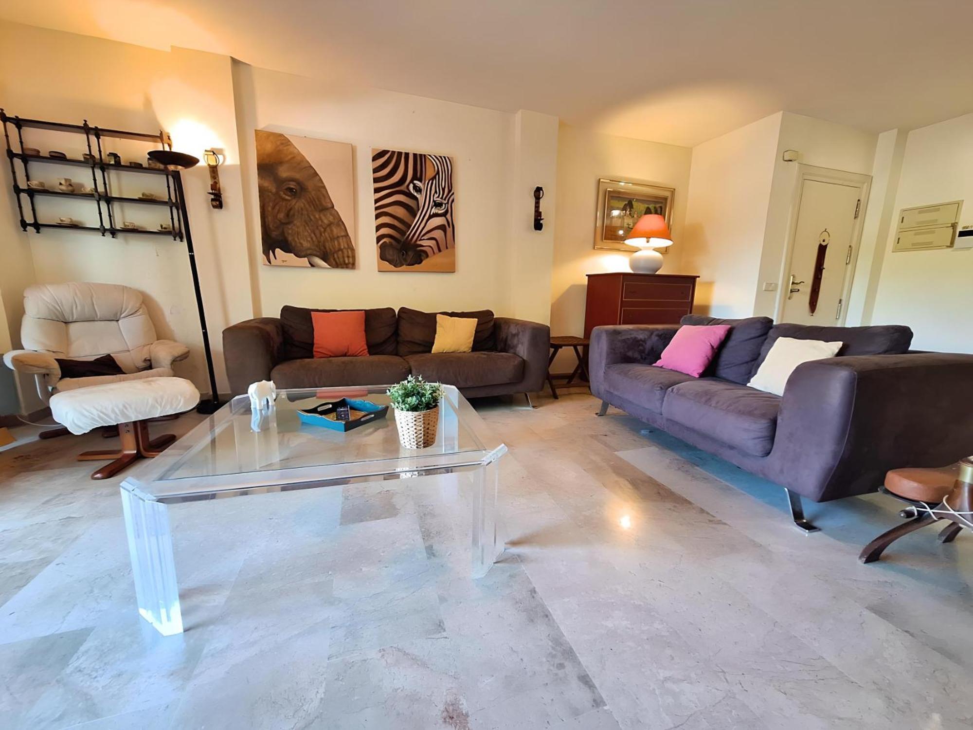 Gorgeous 2br Apt. W/ Mountain View Puerto Banus Casa de férias